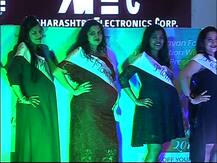 पुण्यातील फॅशन शोमध्ये रॅम्पवर अवतरल्या गरोदर महिला