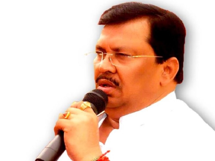 shivsena wants me to join their party says opposition leader vijay wadettiwar 'शिवसेनेकडून पक्षात येण्यासाठी आतापर्यंत 25 फोन', विरोधी पक्षनेते विजय वडेट्टीवारांचा खळबळजनक दावा