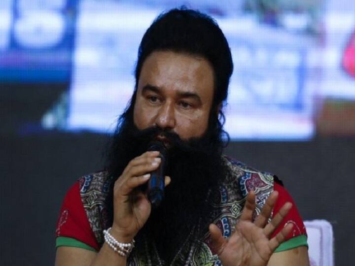Gurmeet Ram Rahim demands parole for agriculture work बलात्कार आणि हत्या प्रकरणातील दोषी बाबा राम रहिमचा पॅरोलसाठी अर्ज