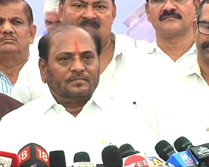 plastic ban will apply on milk bags and pouches दुधाच्या प्लॅस्टिक पिशव्यांवरील बंदी एका महिन्यात लागू होणार : पर्यावरण मंत्र्यांची विधानसभेत माहिती