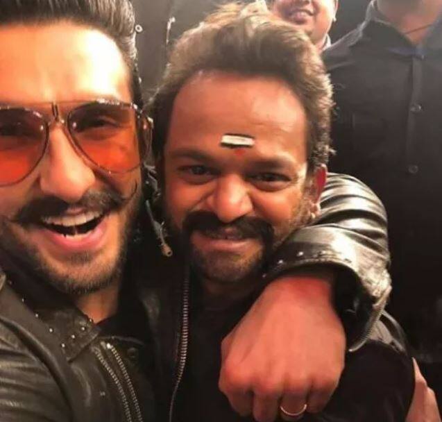 शरीराची उंची जरी कमी असली तरी त्याच्या अभिनयाच्या उंचीचे कौतुक अनेक दिग्गज अभिनेत्यांनी केले आहे.