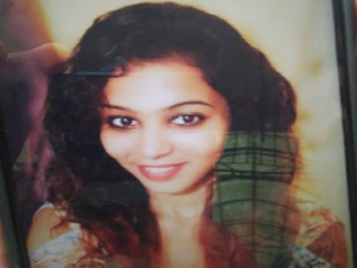 Lady murdered in Kalyan APMC Market कल्याणच्या APMC मार्केटमध्ये विवाहितेची चाकूने भोसकून हत्या