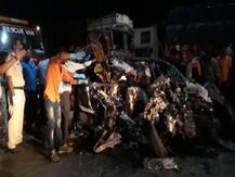 Pune Accident | पुणे-सोलापूर रस्त्यावर भीषण अपघात, नऊ महाविद्यालयीन विद्यार्थ्यांचा मृत्यू