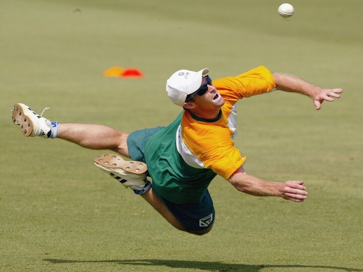 Former South african cricketer Jonty Rhodes applies for Team Indias fielding coach job टीम इंडियाच्या फिल्डिंग कोच पदासाठी जॉन्टी ऱ्होड्स यांचा अर्ज