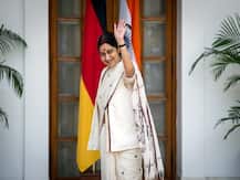 सुषमा स्वराज : सहृदयी व्यक्तिमत्व ते कार्यकुशल आक्रमक नेत्या