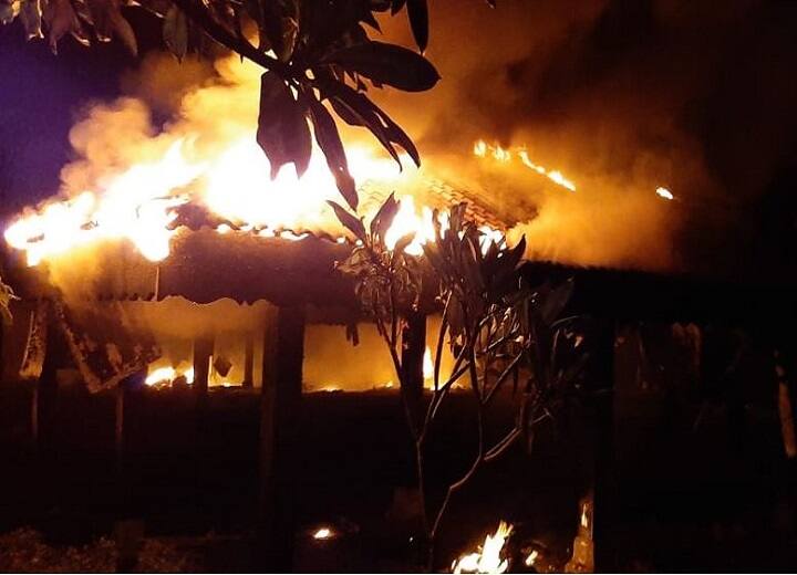 अजित पवार यांच्या मुळशी येथील फार्महाऊसला भीषण आग Fire breaks out Ajit Pawars farmhouse in Mulshi pune अजित पवार यांच्या मुळशी येथील फार्महाऊसला भीषण आग