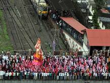 गणेशोत्सव काळात धोकादायक पुलांवर नाच गाण्याला आवर घाला, महापालिकेच्या गणेश मंडळांना सूचना