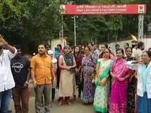 ऑर्डनन्स फॅक्टरींमधील कर्मचारी देशव्यापी संपावर