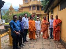 संभाजी भिडे गुरुजींनी घेतली उदयनराजेंची भेट