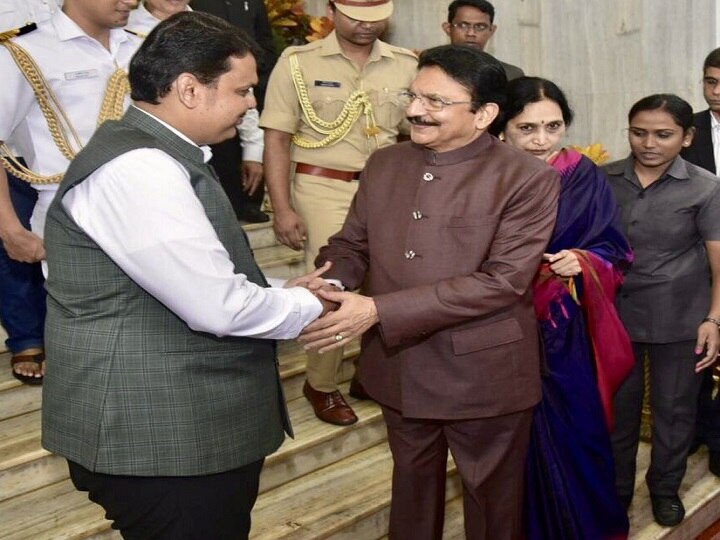 Governor C Vidyasagar Rao has completed his tenure mumbai राज्यपाल सी विद्यासागर राव यांचा कार्यकाळ पूर्ण, शासनातर्फे राजभवनात भावपूर्ण निरोप