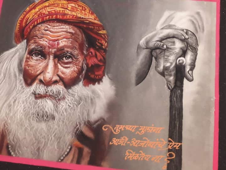 या लहान मुलांचं हरवलेलं बालपण रांगोळीच्या माध्यमातून जिवंत करण्याचा प्रयत्न पुण्यात करण्यात आला आहे. 