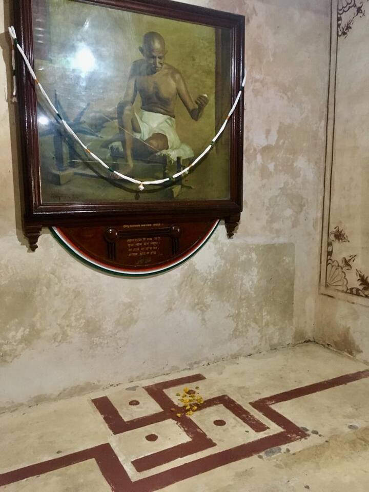 इथेच जन्मले मोहनदास गांधी