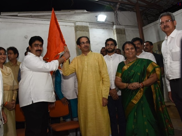 Assembly Election 2019 - NCP former MP Sanjay Dina Patil to join Shivsena राष्ट्रवादीला आणखी एक धक्का, संजय दिना पाटील यांचा शिवसेनेत प्रवेश