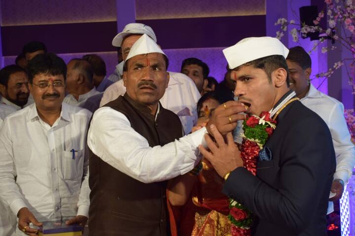 महाराष्ट्राची कुस्ती गेल्या काही वर्षांत महाराष्ट्र केसरीच्या गवगव्यातच अडकली असतानाच राहुल आवारेनं आंतरराष्ट्रीय कुस्तीत यश मिळवता येतं हे महाराष्ट्राच्या पैलवानांना दाखवून दिलं आहे.