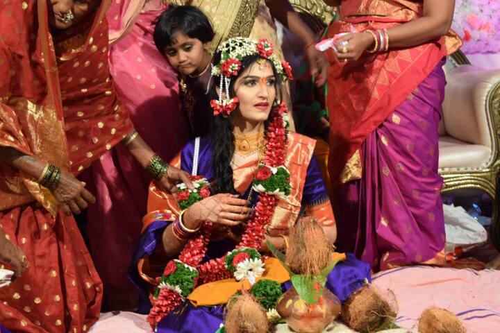 ऐश्वर्या ही राहुलचे वस्ताद आणि भारताचे माजी आंतरराष्ट्रीय पैलवान काका पवार यांची कन्या आहे. 