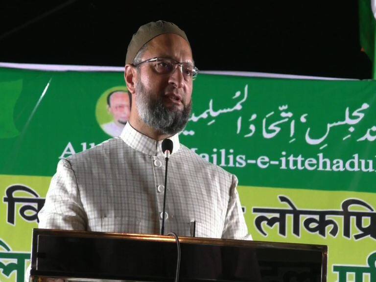 Asaduddin Owaisi | भारताला कधीच हिंदूराष्ट्र होऊ देणार नाही, असदुद्दीन ओवेसींचं वक्तव्य MIM asaduddin owaisi comment on hindu rashtra, RSS, Uddhav Thackeray in Kalyan Asaduddin Owaisi | भारताला कधीच हिंदूराष्ट्र होऊ देणार नाही, असदुद्दीन ओवेसींचं वक्तव्य