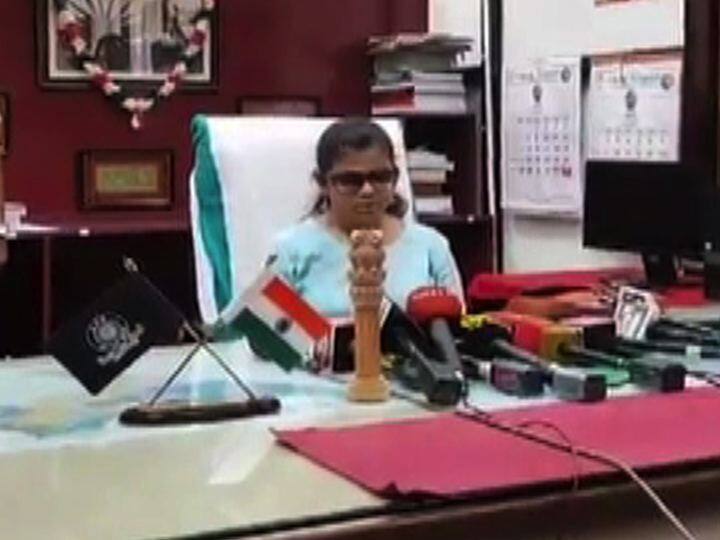 दृष्टीहिन IAS अधिकारी प्रांजल पाटील तिरुअनंतपुरमची उपजिल्हाधिकारी First visually challenged woman IAS officer Pranjal Patil, takes over as Sub-Collector of Thiruvananthapuram दृष्टीहिन IAS अधिकारी प्रांजल पाटील तिरुअनंतपुरमची उपजिल्हाधिकारी