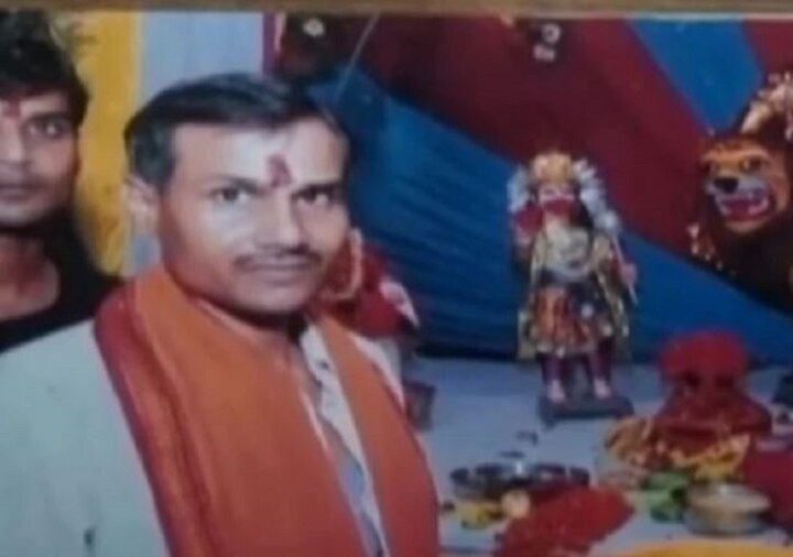 Hindu Mahasabha leader Kamlesh Tiwari murdered in Lakhnau हिंदू महासभेचे नेते कमलेश तिवारी यांची भरदिवसा हत्या