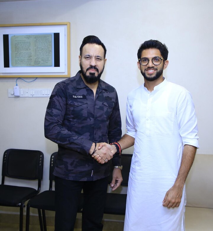 विशेष म्हणजे विधानसभा निवडणूक प्रचाराच्या अखेरच्या दिवशी शेरा आदित्य ठाकरे यांच्यासोबत प्रचारात उतरला.