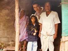 तहानलेल्या लेकीला घेऊन अक्षय झोपडीत गेला, गूळ-भाकरीचा पाहुणचार घेऊन बाहेर पडला!