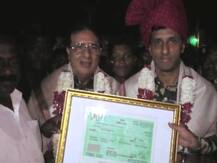 अवनी वाघिणीला ठार करणाऱ्या शिकाऱ्यांचा यवतमाळमध्ये सत्कार