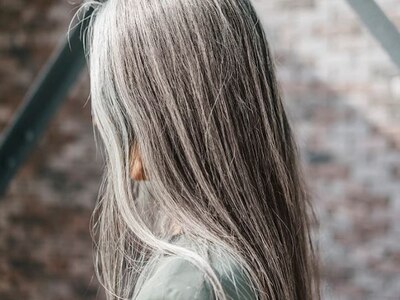 Health Tips And Causes For Avoid Grey Hair Or White Hair Problem