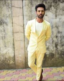 कृती खरबंदा आणि पुलकित सम्राट यांचं जुळलं सुत; पाहा दोघांचे खास फोटो