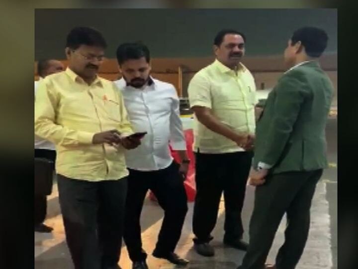 Maharashtra Politics - Three NCP MLA returns from Delhi latest updates Maharashtra Politics | अजित पवारांसोबत गेलेले तीन आमदार परतले!