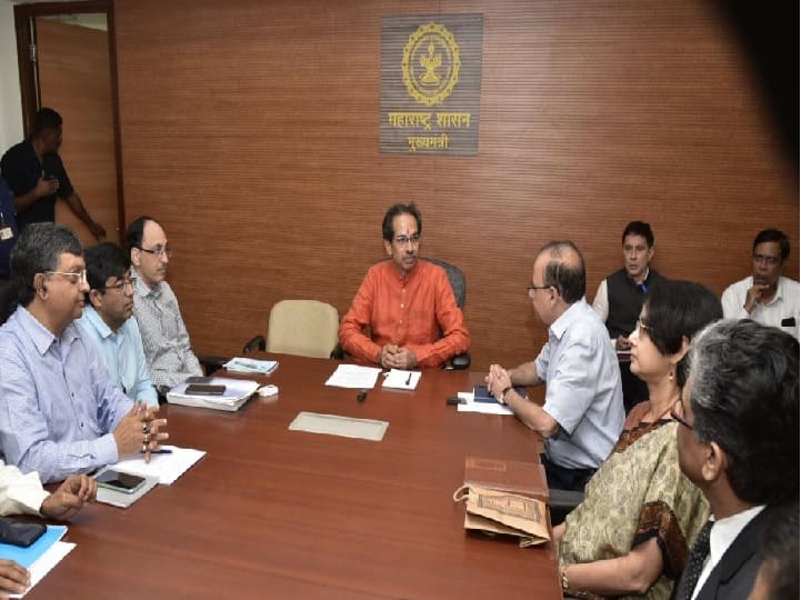 CM uddhav Thackeray on aarey car shed stay on aarey car shed work आरे कारशेडला स्थगिती, मेट्रोला नाही, मुख्यमंत्री उद्धव ठाकरेंची घोषणा 