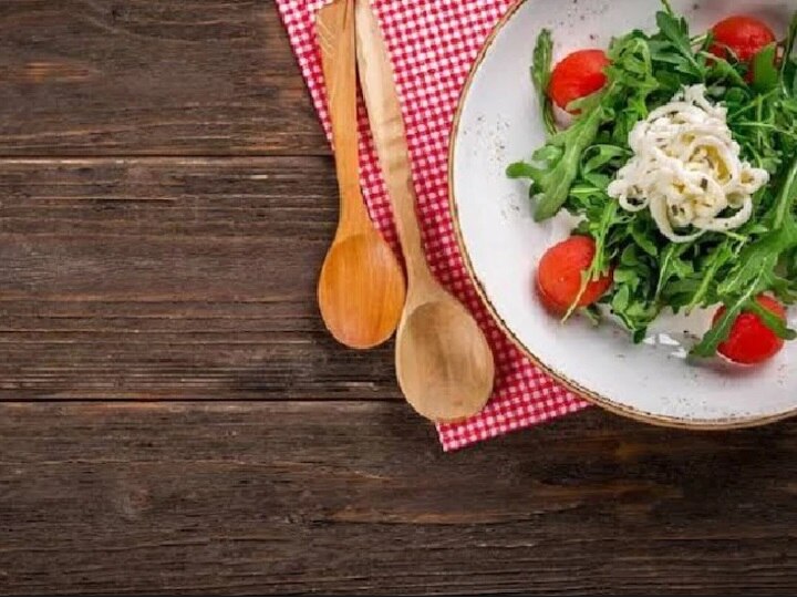 Health Tips these superfood can fight iron deficiency शरीरातील आयर्नची कमतरता दूर करण्यासाठी खा 'हे' सुपरफूड्स