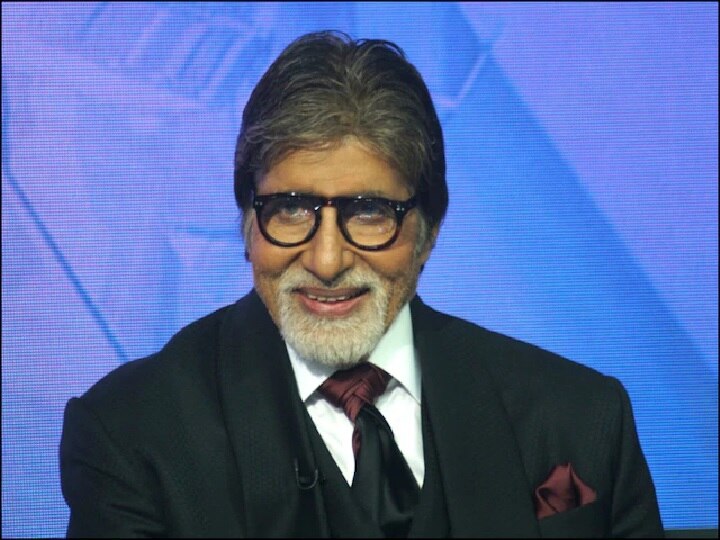 bollywood actor amitabh bachchan becomes ill doctor stopped walking Amitabh Bachchan | राष्ट्रीय चित्रपट पुरस्कार सोहळ्याला अमिताभ बच्चन गैरहजर राहणार