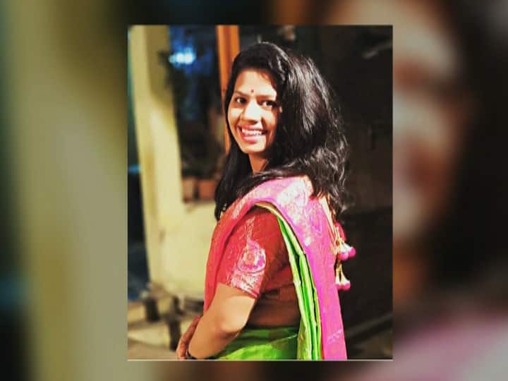 मुंबईतील चुन्नाभट्टीत हिट अँड रन, मद्यधुंद चालकानं फरफटत नेल्यानं 20 वर्षीय तरुणीचा बळी 20-year-old victim of hit-and-run, drunk driver in Mumbai Chunabhatti मुंबईतील चुन्नाभट्टीत हिट अँड रन, मद्यधुंद चालकानं फरफटत नेल्यानं 20 वर्षीय तरुणीचा बळी