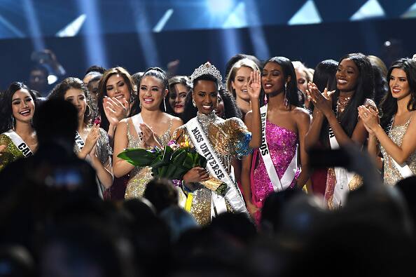 जोजिबिनीसोबत 20 सौंदर्यवती सेमीफायनल पर्यंत पोहोचल्या होत्या. (Photo Credit: Getty Images)