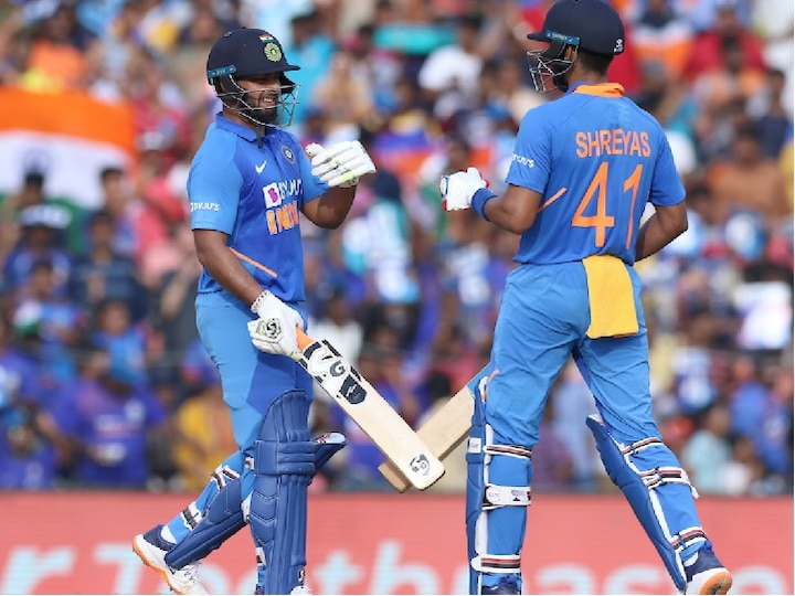 India vs west indies first odi india scored 288 INDvsWI 1st ODI | भारताचे विंडीजसमोर 289 धावांचे आव्हान, श्रेयस अय्यर, ऋषभ पंतची अर्धशतकं