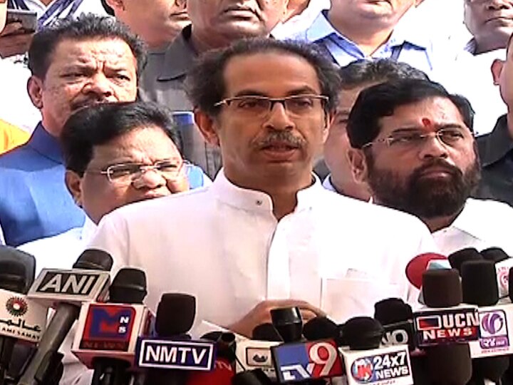 Jamia University Violence reminiscent of Jallianwala Bagh massacre says  Uddhav Thackeray जामिया विद्यापीठातील हिंसाचार जालीयनवाला बाग हत्याकांडाची आठवण करून देणारा : उद्धव ठाकरे