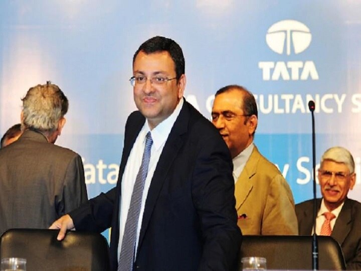 Cyrus Mistry Wins Fight Against Tata Group, Cyrus Mistry as the Executive Chairman  सायरस मिस्त्री यांची टाटा सन्सच्या अध्यक्षपदावरुन झालेली हकालपट्टी बेकायदेशीर, एनसीएलटीचा निर्णय