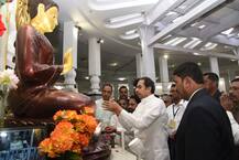 मुख्यमंत्री उद्धव ठाकरे नागपूरमधील दीक्षाभूमीत, हिवाळी अधिवेशनाचा पाचवा दिवस