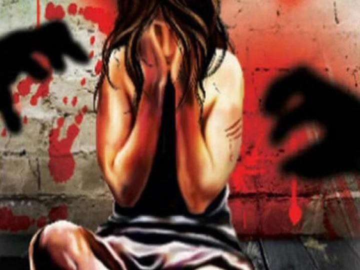 rape on begger girl in jalgaon भीक मागणाऱ्या अल्पवयीन मुलीवर बलात्कार; दोन लहान मुलांमुळे आरोपी 24 तासांत जेरबंद