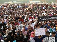 CAA : मुंबईत सीएएविरोधात रॅली तर दुसरीकडे सीएएच्या समर्थनात सभा