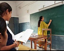 शिक्षकांना आवश्यकतेनुसार ऑनलाईन व प्रत्यक्ष उपस्थित राहण्याची मुभा,  सरकारची माघार
