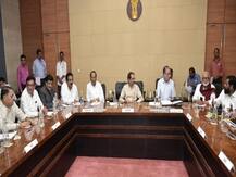 भाजपपासून सावध राहा; मुख्यमंत्री उद्धव ठाकरेंच्या नवीन मंत्र्यांना सूचना