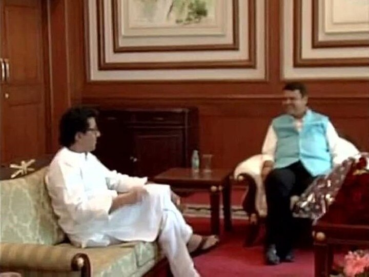 Raj Thackeray and Devendra Fadnavis had Secret meeting, MNS will Join Hands with BJP मनसे भाजपसोबत जाणार? राज ठाकरे आणि देवेंद्र फडणवीस यांच्यात गुप्त बैठक