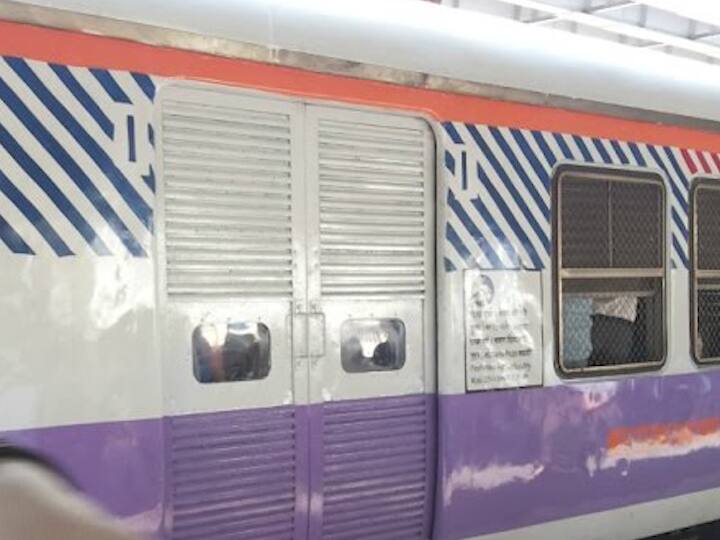 Western Railways automatic door test fails again mumbai पश्चिम रेल्वेची स्वयंचलित दरवाजाची चाचणी पुन्हा अयशस्वी