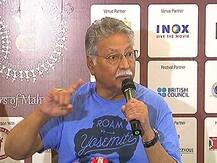 स्वातंत्र्यवीर सावरकर ब्राह्मण असल्याने त्यांच्या विरुद्ध रान उठवलं जातंय : विक्रम गोखले