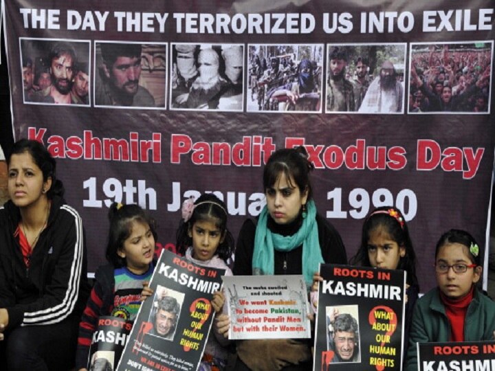 Blog on Kashmiri Pandits, 30 years of Struggling journey of People BLOG : काश्मिरी पंडित : वेदनेची 30 वर्ष