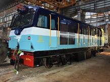 PHOTO | हिमाचल प्रदेशमध्ये धावणाऱ्या रेल्वेच्या इंजिनची परेल वर्कशॉमध्ये निर्मिती