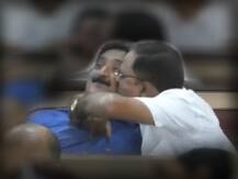 कोल्हापूर महापालिकेत मुका घ्या मुका! विरोधक नगरसेवकाने घेतली सत्ताधारी नगरसेवकाची पप्पी