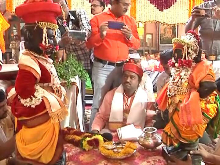 वसंत पंचमीच्या मुहूर्तावर आज पंढरपूरच्या पांडुरंगाचा विवाहसोहळा संपन्न झाला. 