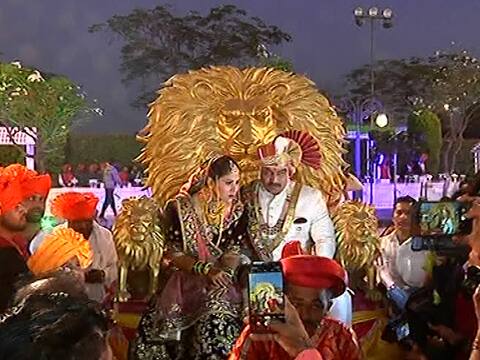 तिला पाहिलं अन् तीनवेळचा महाराष्ट्र केसरी झाला 'चीतपट'!