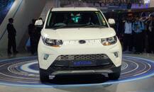 Auto Expo 2020: सर्वाधिक परवडणारी ईव्ही एसयूव्ही - Electric Mahindra eKUV आणि eXUV300